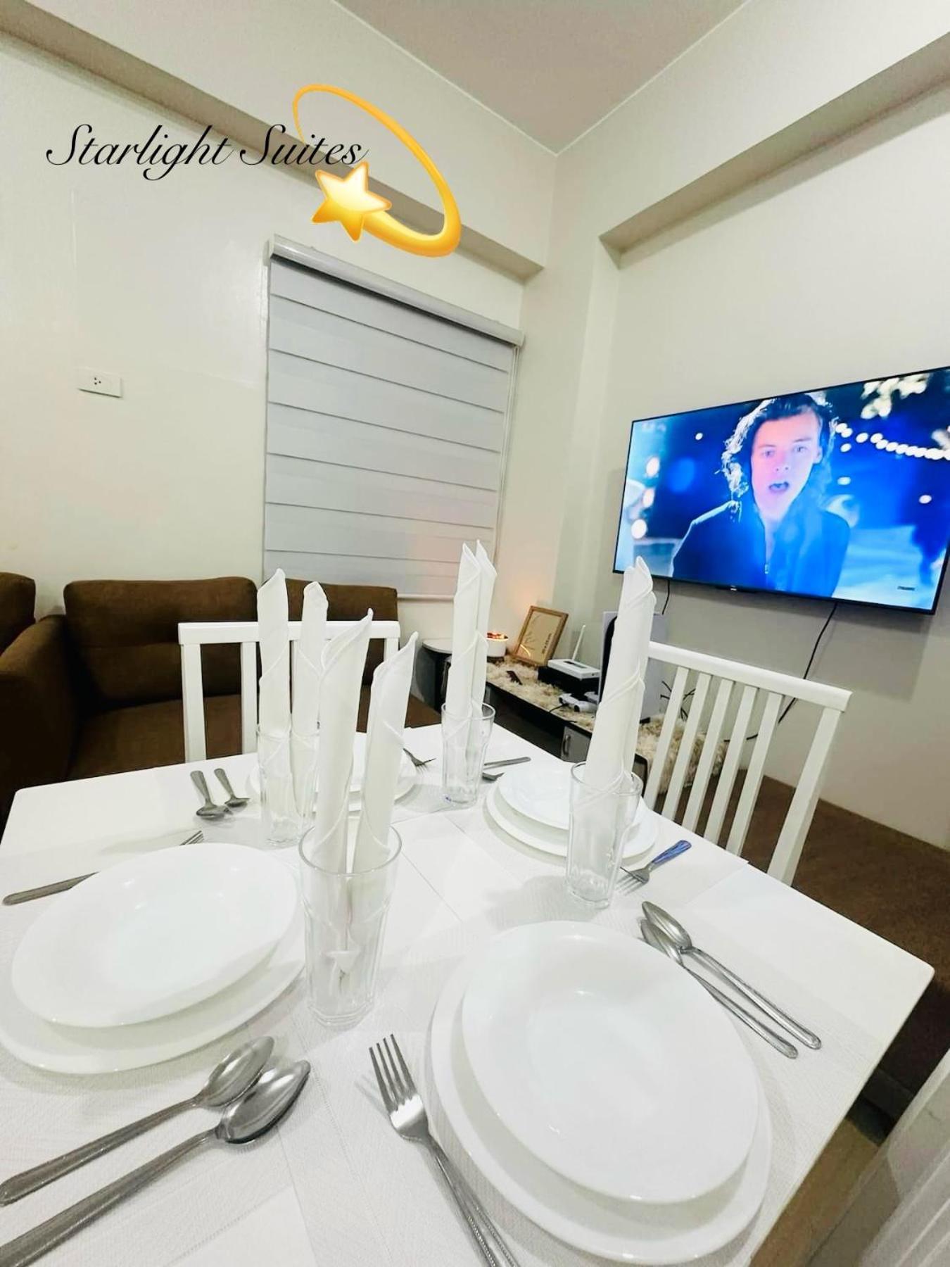 Starlight Suites Trece Martires Exterior foto